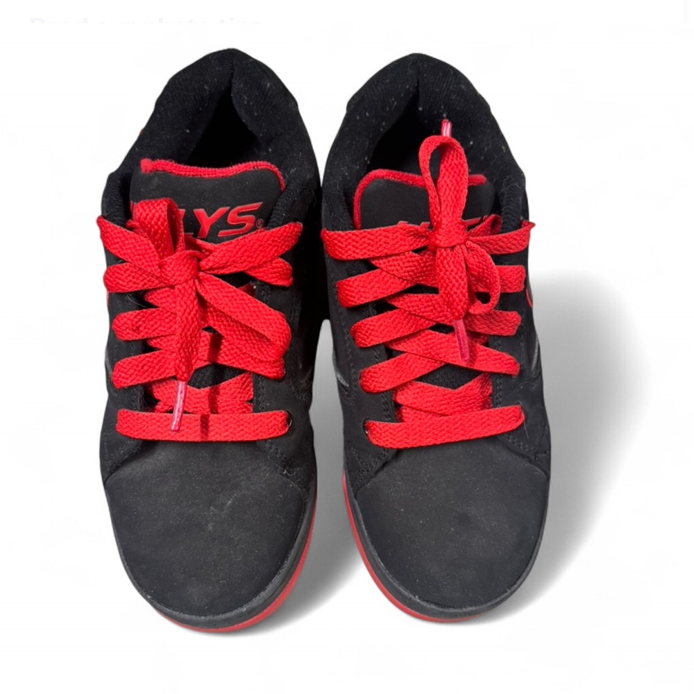 Kids size 3 Heely’s Shoes in excellent condition